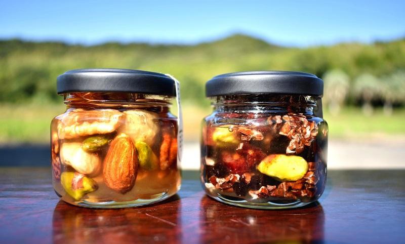 ナッツ・ドライフルーツの蜂蜜漬 峠プレミアム小瓶2種セット【萌(MOE)】【玄(KURO)】 【SW60】