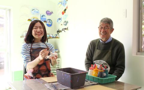 【WELCOMEボード(くじらorいるか) 】絵付け体験ペアチケット(箸置き２つ手土産付 )【hok136】