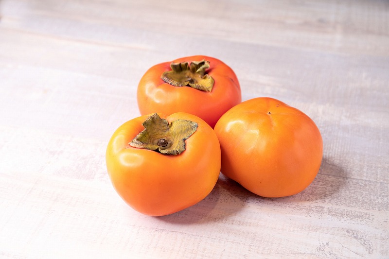 和歌山県産の美味しい富有柿 約4kg （10～15玉入り）【11月上旬から12月中旬に順次発送予定】【mat104】