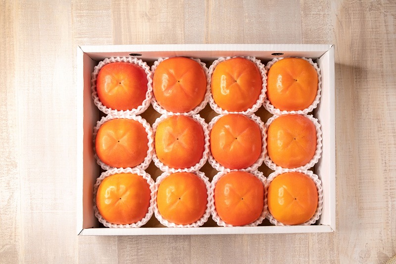 和歌山県産の美味しい富有柿 約4kg （10～15玉入り）【11月上旬から12月中旬に順次発送予定】【mat104】