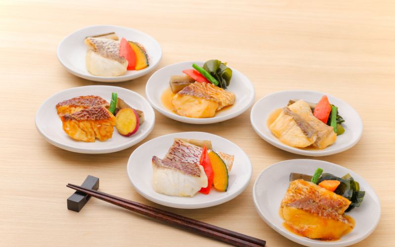 レンジで簡単！近大生まれマダイ惣菜 6種詰合せ（計12食入） | おかず お惣菜 西京漬け 近畿大学 詰め合わせ セット【akd012A】