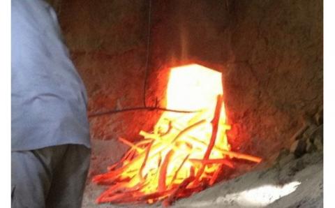 紀州備炭「継」 多用途端炭（万能炭） 化粧箱入り 1.5kg ×1箱【tgu102】