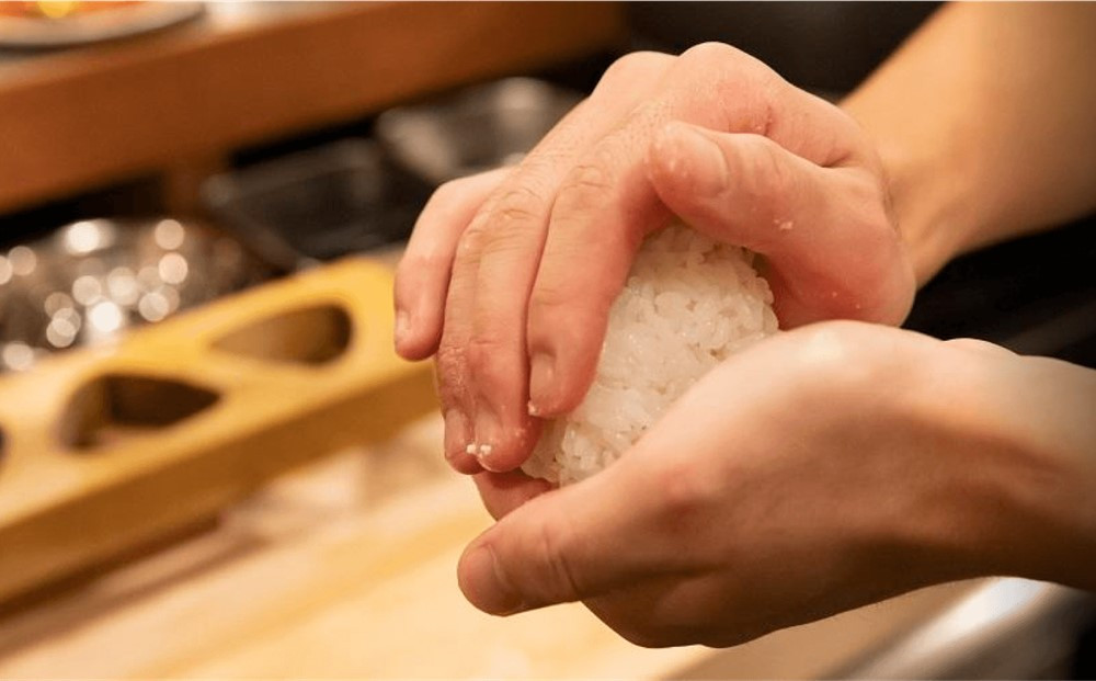 【2025年新製品】タイガー魔法瓶 圧力IH炊飯器 JRI-H180K 1升炊き ブラック