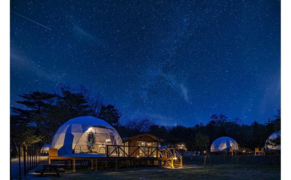 鳥取砂丘でグランピング体験 グランドーム砂優 ご宿泊割引券 2万円分