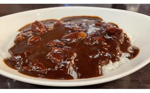 喫茶ベニ屋のカレー（鳥取和牛入り）