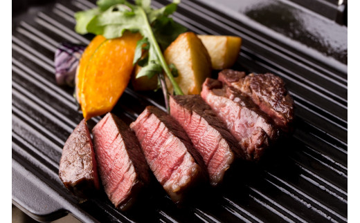 鳥取和牛特上赤身ステーキ2枚(約200g)（YG535）