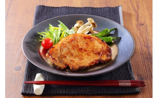 ＜ホクニチ＞氷温熟成　ハンバーグ・豚ロース西京味噌漬け各８個【髙島屋選定品】