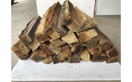 【薪の定期便３回】鳥取県産 薪 コナラ 115kg×３回（計345kg）定期便 鳥取県産 広葉樹 薪ストーブ たき火 キャンプ アウトドア BBQ