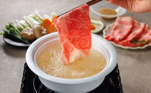 鳥取和牛 赤身 しゃぶしゃぶすき焼き 800g ( 400g × 2 ) 鳥取和牛 赤身 モモ ウデ しゃぶしゃぶ すき焼き 国産 牛肉 ブランド牛 和牛 黒毛和牛 KR1071