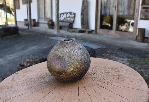 【71003】眞名焼　窯変一輪差し