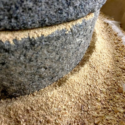 【みたき園】白餅(5個入り×3パック)石臼挽ききな粉セット【配送不可地域：離島】