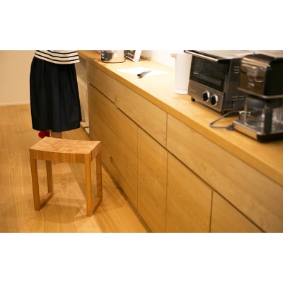 智頭杉　寄木スツール(ホワイト)