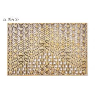 智頭杉のウォールアートパネル ー組子模様ー　山_四角　Mサイズ