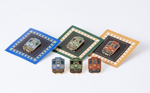 観光車両ピンバッジ