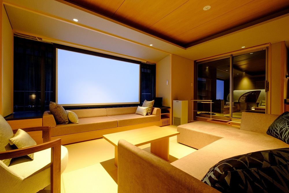 【三朝館】平休日1泊2食付 ペア宿泊券《スイートルーム瑞木》