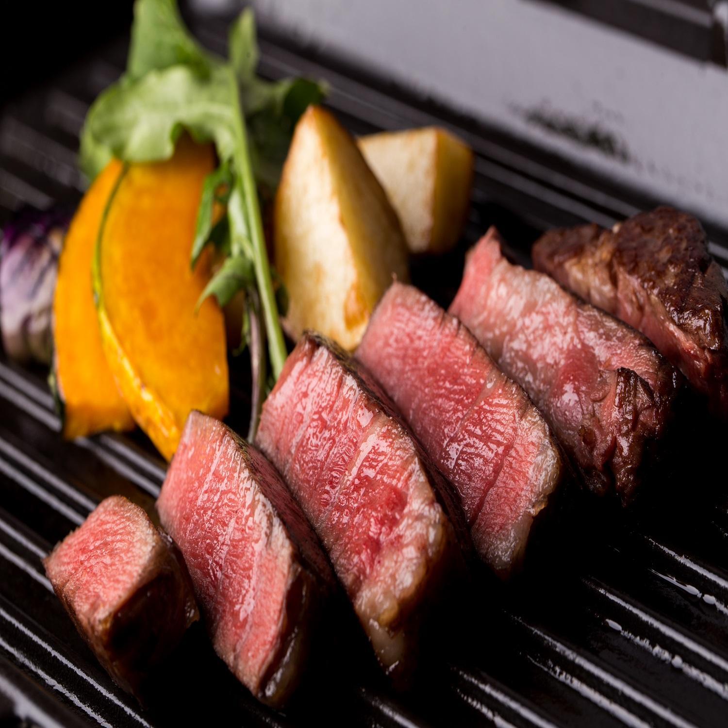 鳥取和牛 極上ヒレステーキと焼肉 定期便 12か月