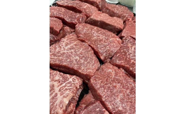 鳥取和牛のオーブン焼き（300ｇ）特製燻製ソース付