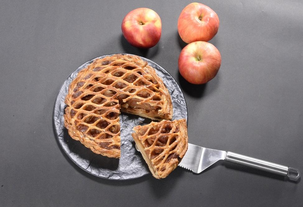 BARCOSの贅沢アップルパイ【2ホール】