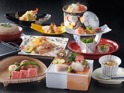 三朝温泉 万翆楼 日帰り 4名利用券（温泉+会席付き）【GW、お盆、年末年始等ご利用不可日有】