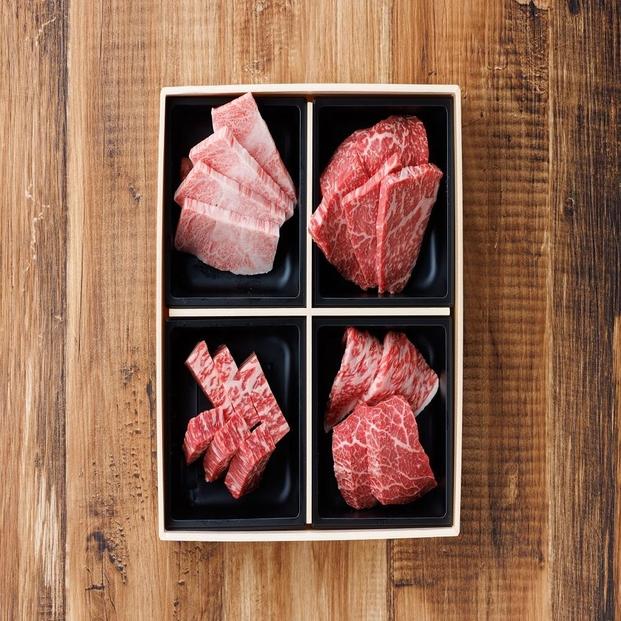 鳥取和牛4つの部位の焼肉盛り合わせ300g   1243