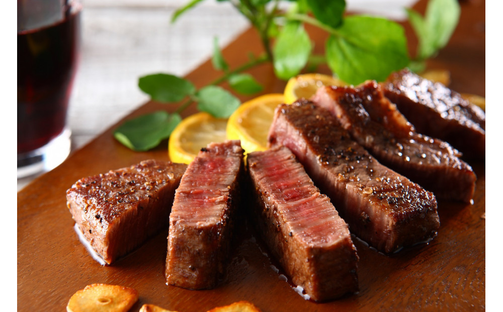 鳥取和牛フィレステーキ　約150g×2　計約300g