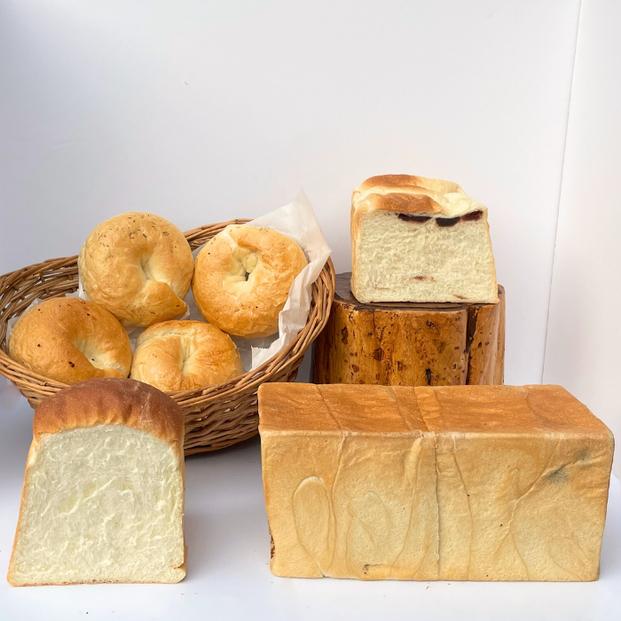 食パン（３種）とベーグル（４種）の詰め合わせ