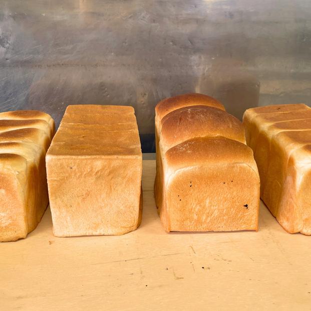 食パン（３種）とベーグル（４種）の詰め合わせ