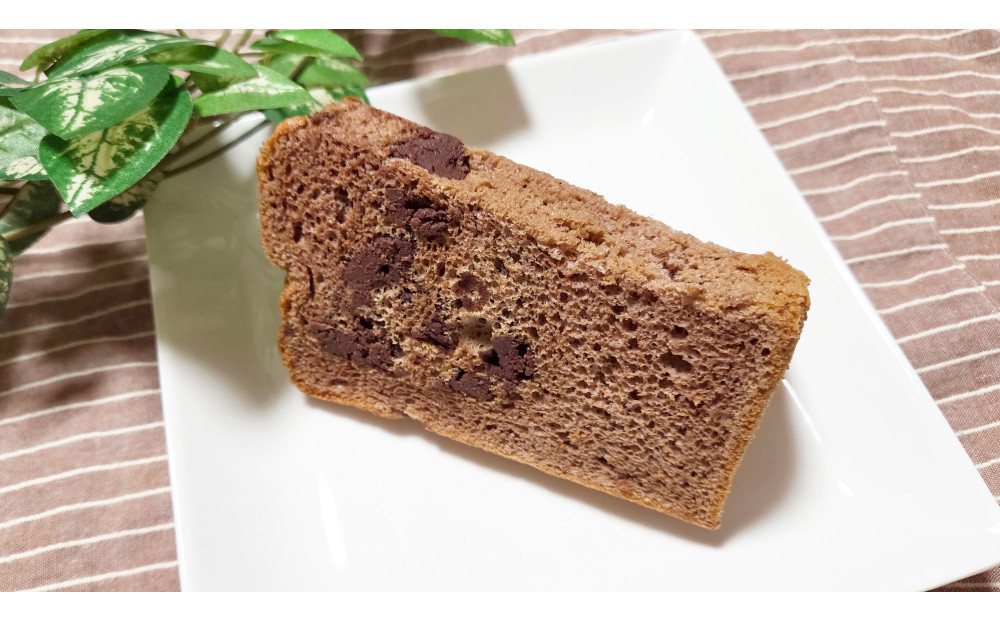 1243.【定期便3ヶ月】鳥取県産 シフォンケーキ 人気フレーバー4種 プレーン・ダブルショコラ・バナナ豆乳・アールグレイ 1セット 3回