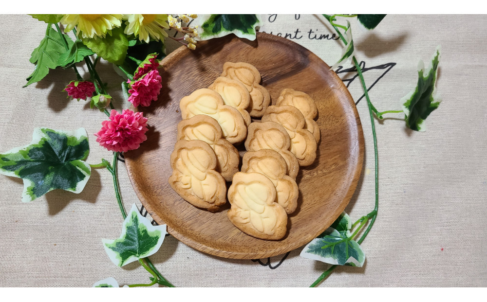 1239.【定期便6ヶ月】鳥取県産 人気クッキー3種セット 黒ごま＆チーズクッキー・みみたろうのバタークッキー・ショコラアーモンドサブレ 1セット 6回