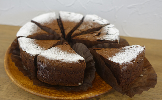 ガトーショコラ（18cmホール）