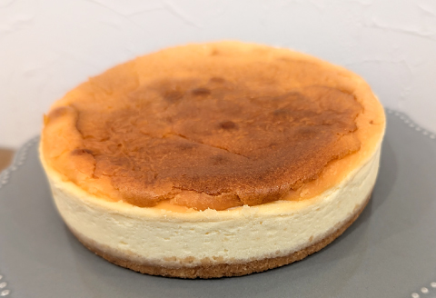 チーズケーキ（14cmホール）