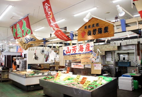 鳥取県産 訳あり蒸し松葉ガニ 600g以上2枚