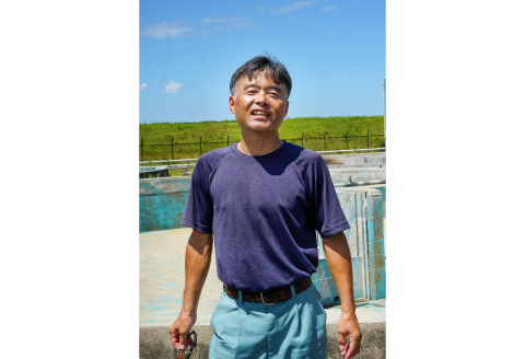 日野川育ちの「夏香鮎」瞬間冷凍1kg(約12～14尾）【鮎 冷凍 1kg 国産 アユ あゆ 魚 魚介 海鮮 養殖 川魚 塩焼き 甘露煮 煮凝り 素揚げ 天ぷら 鳥取県 日吉津村 日野川 日本海】