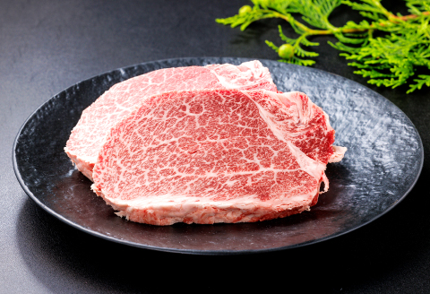 【A5】鳥取和牛ヒレステーキ 2枚【300g A5等級 ヒレ ステーキ 赤身肉 最高級部位 鳥取 和牛 ご自宅用 ギフト 熨斗 プレゼント お取り寄せ グルメ 冷凍】