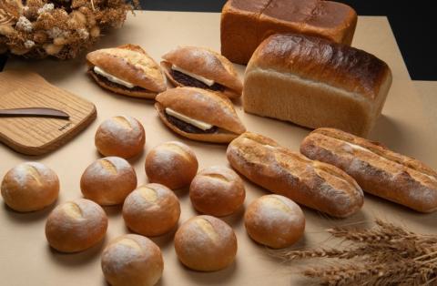 YP-01　よしぱんの地元素材をたっぷり使った5種パンセット