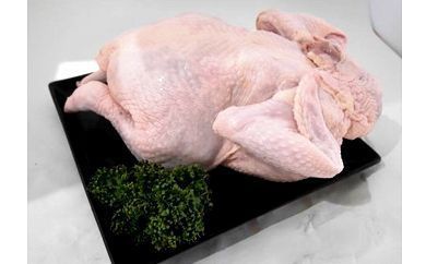 （2024年1月以降出荷）MS-46大山町産ハーブチキン丸鶏１羽（約1.8~2.5ｋｇ）