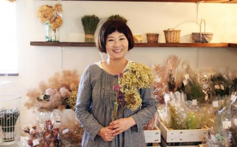 里山のドライフラワーリース