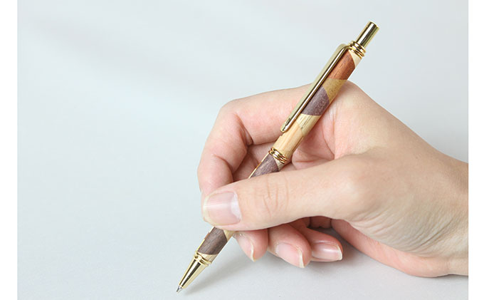 寄木のシャープペンシル・三角チェック