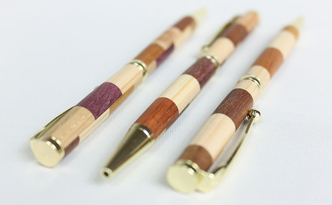 寄木のボールペン・チェック