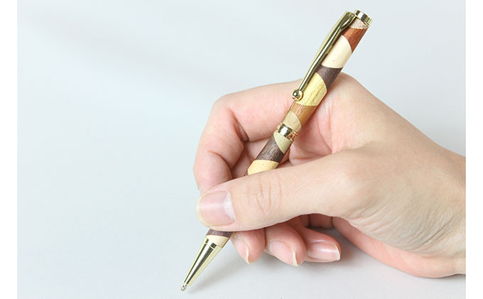 寄木のボールペン・三角チェック