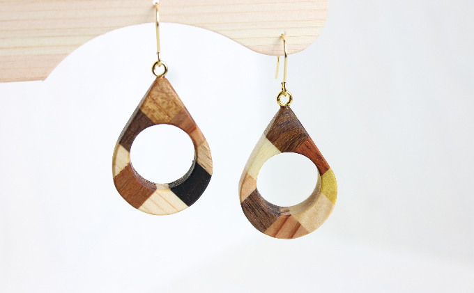 白谷工房　寄木のドロップピアス