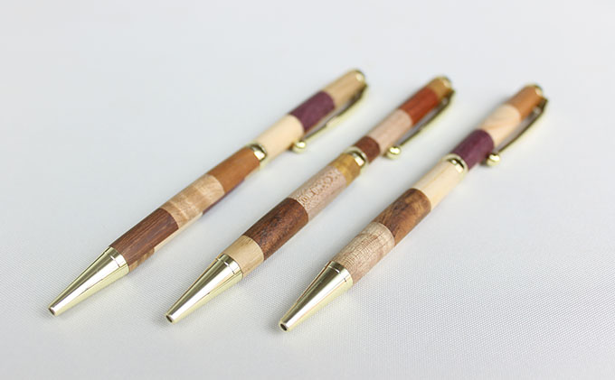 寄木のボールペン・チェック