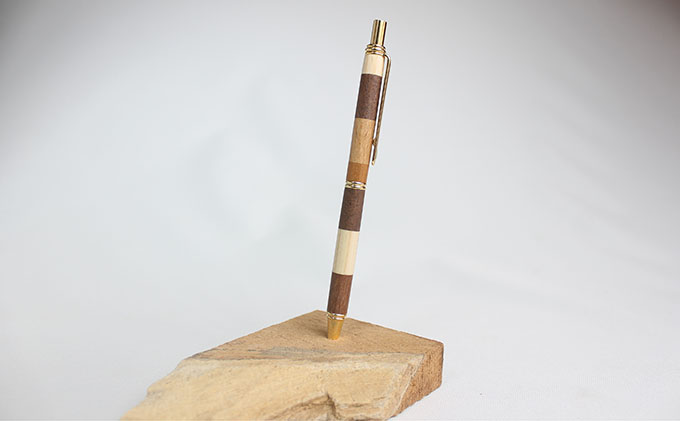 寄木のシャープペンシル・チェック