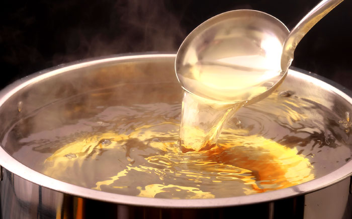 料理の味が引き立つ！本みりん 七宝 1800ml×2本 島根県松江市/米田酒造株式会社 [ALDD011]