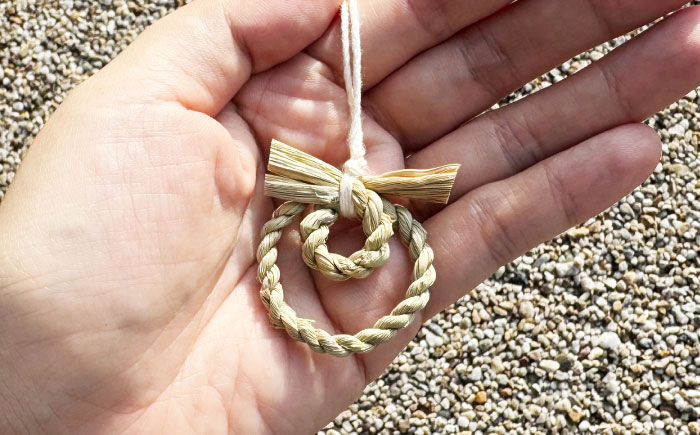 まこものしめかざり 二重ストラップ 島根県松江市/豊付堂 真菰 マコモ しめ縄 お祓い お守り [ALEM008]