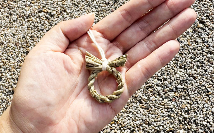 まこものしめかざり 小サイズストラップ 島根県松江市/豊付堂 真菰 マコモ しめ縄 お祓い お守り [ALEM009]