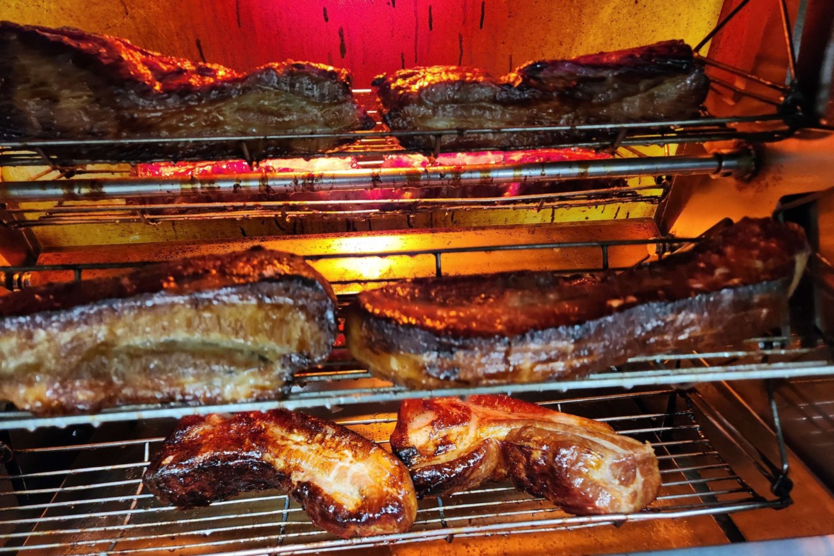 お肉屋さんの手造り豚バラ焼豚 【185_2048】