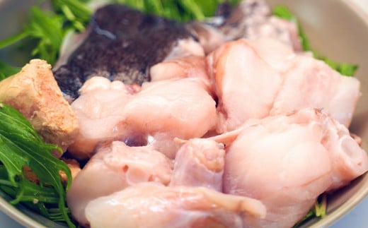 天然アンコウ鍋1.0kg（4人前）セット 魚エキス配合みそ味の鍋の素付き〈10月から順次発送〉 魚 海鮮鍋 海鮮 鍋 鍋セット あんこう スープ付き 1キロ ご当地グルメ 【005_0135】