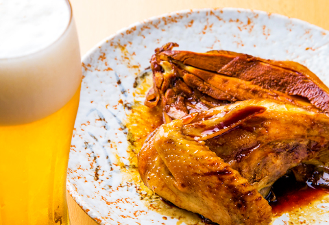 C-963 びっくりやスペシャルパック(びっくり焼き・酢鳥　他…)【骨付き焼き鳥 酢鳥 サツマイモのオレンジ煮 セット 冷凍 家飲み パーティー タレ付き グルメ 焼鳥 やきとり 惣菜 簡単調理 味付き 肉 鶏肉 もも肉 モモ肉 胸肉 むね肉 秘伝のタレ】