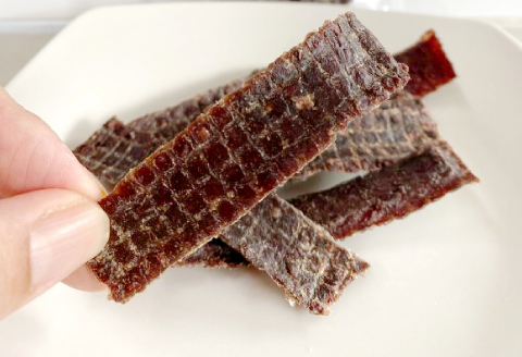 島根県益田産ジビエ使用 鹿肉おやつ 鹿肉ジャーキー 「鹿雅」 (ろくが) 20g×5袋（無添加・愛犬用）【ジビエ 犬用 ペット おやつ ごほうび トッピング 無添加 国産】